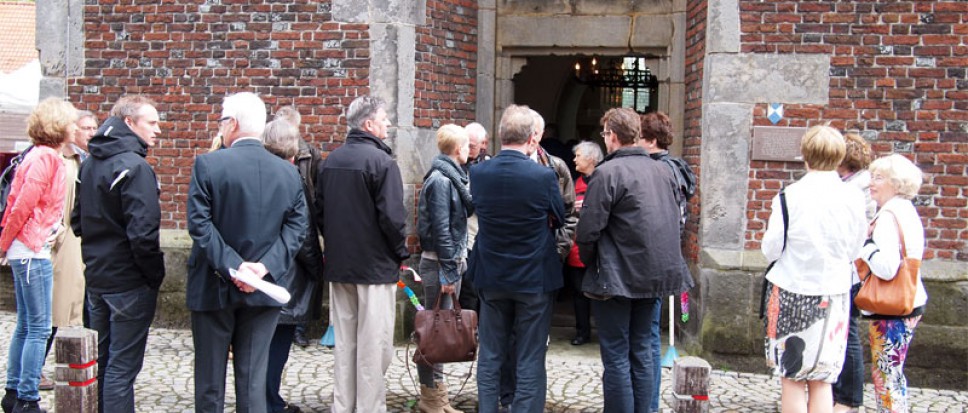 Kerk en samenleving op BorneBoeit
