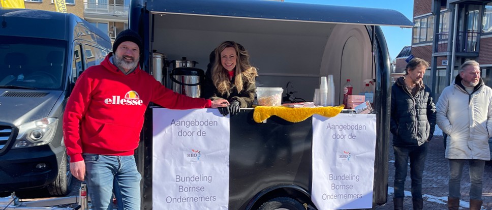 Warme ondernemersboodschap op Rheineplein