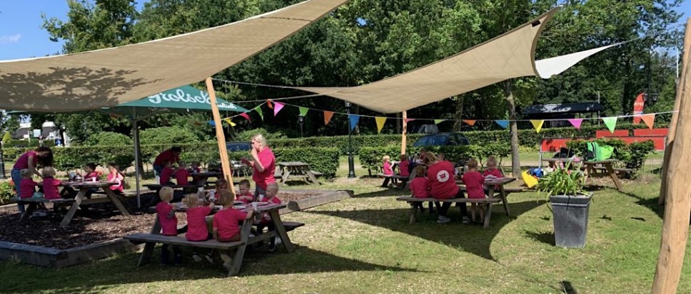 Feestelijk uitje voor dreumesen Duimelot