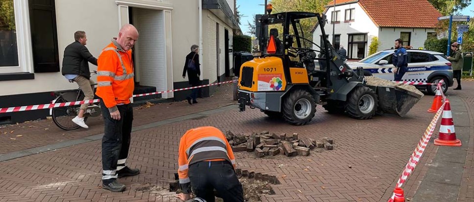 Verkeersinfarct door sinkhole