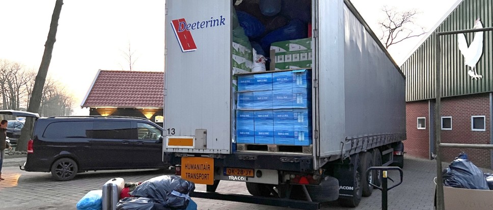 Eerste vrachtwagen onderweg naar Oekraïne
