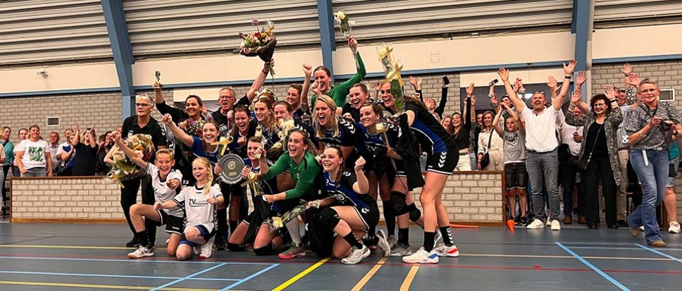 Handbalsters ZVBB21 kampioen