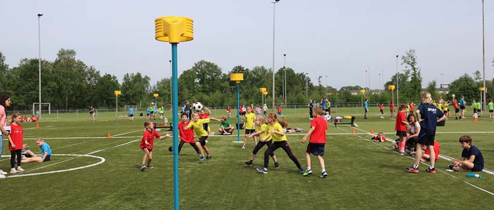 Korfbalplezier voor bijna 200 spelertjes