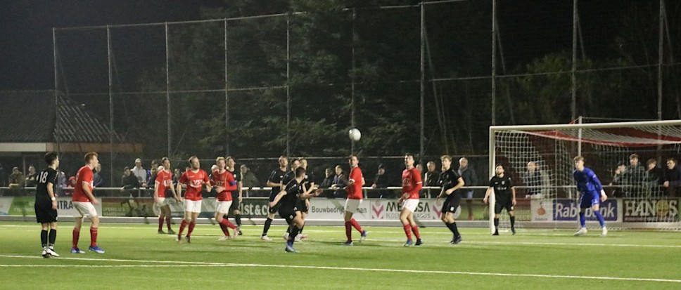 NEO verliest van Achilles�12