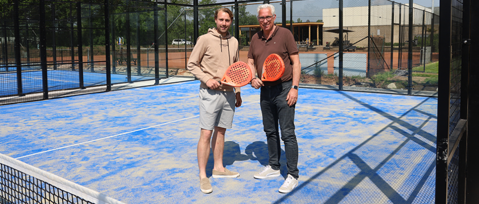 Eerste padelbanen in Borne dit weekend open