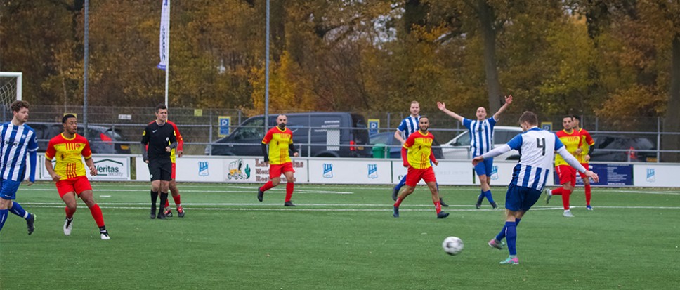BZSV de Blauwwitters geeft overwinning uit handen