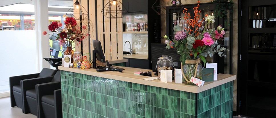 Salon Brigit geheel vernieuwd heropend