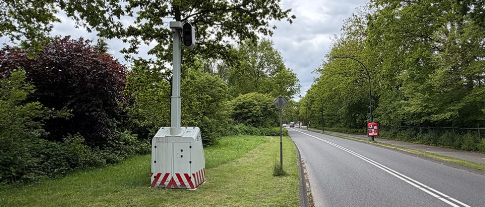 Flexflitser weer aan de Azelosestraat