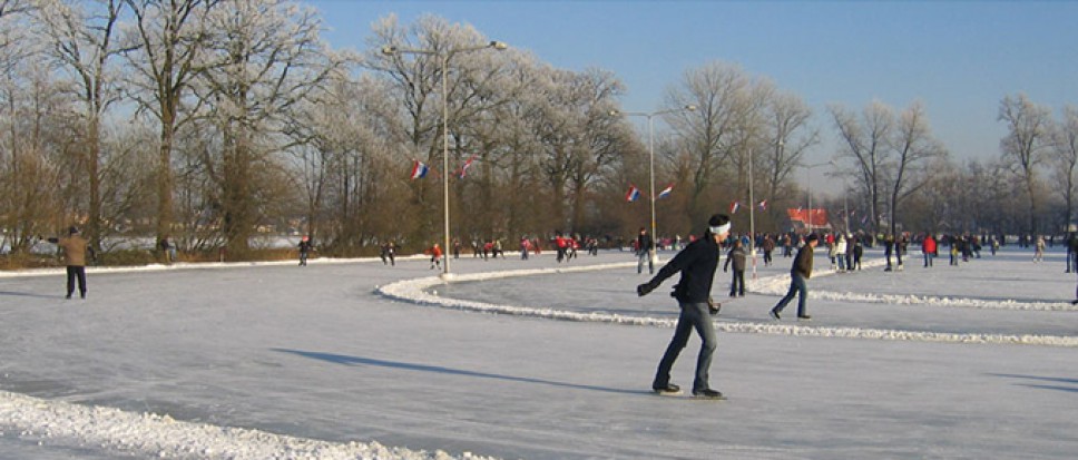 Honderd jaar schaatsen in Zenderen