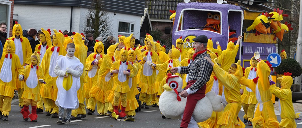 't Dolle Doarp viert feest