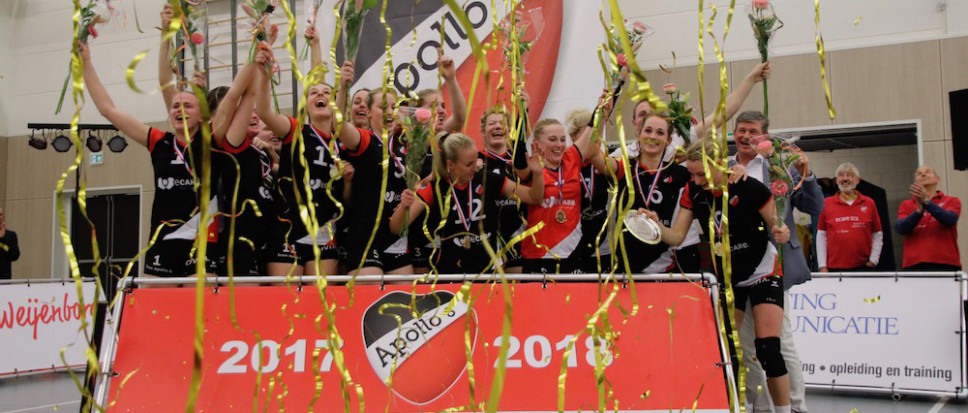 Dames Apollo 8 kampioen!