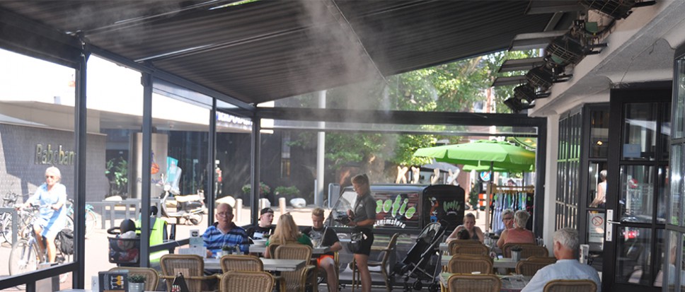 Koel verpozen in verzengende hitte