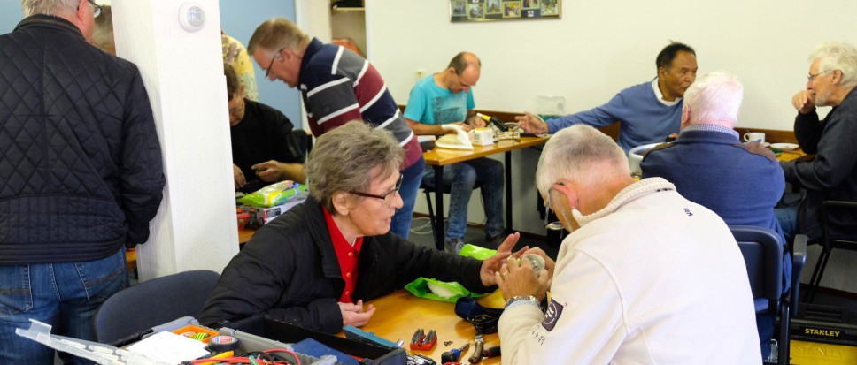 Repair Café doet meer dan knutselen