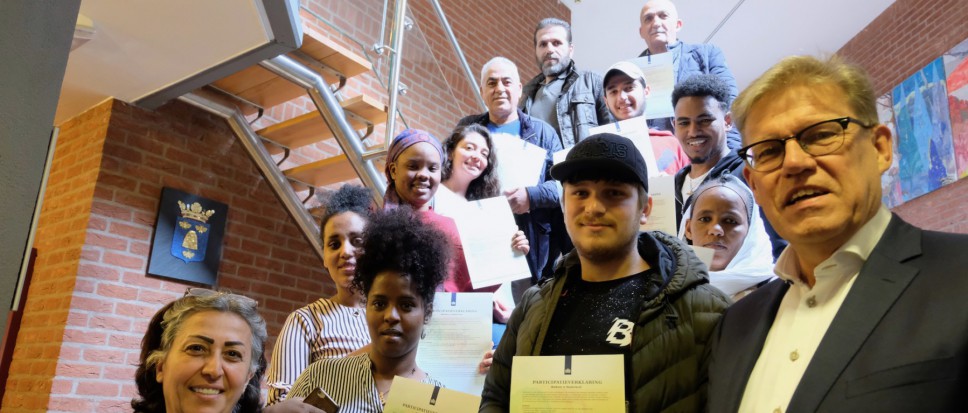 Na de rondleiding is er de handtekening