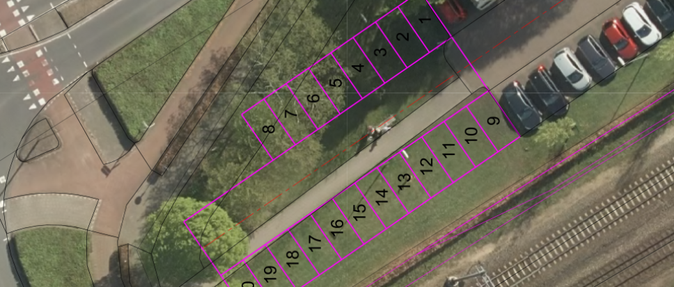 Extra parkeerplaatsen bij station