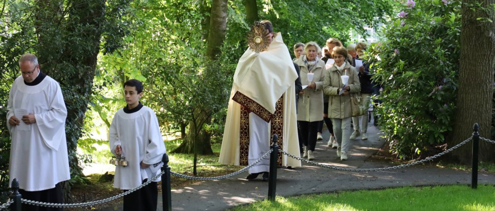 Mariakapel voor even weer devoot