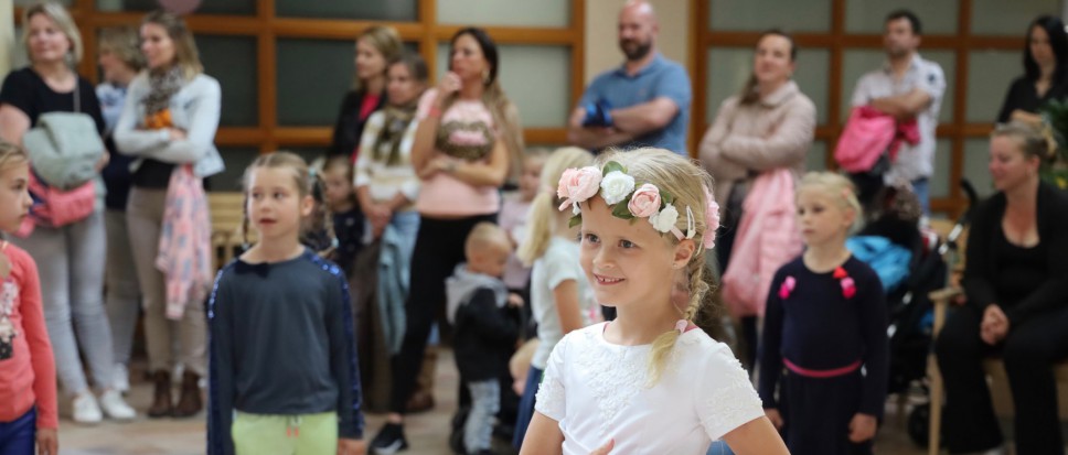Maar liefst 152 bruidjes willen dansen