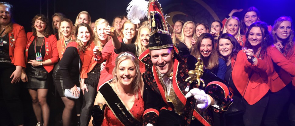 Bizarre opkomst voor Thijs en Marloes