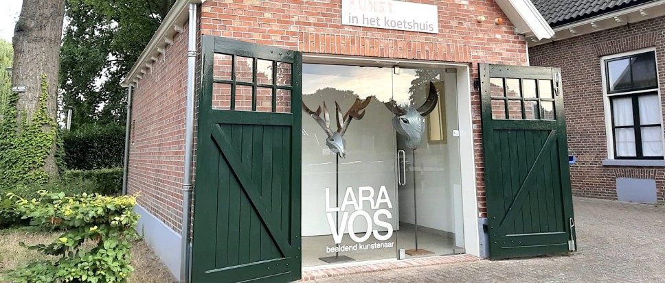 Oer-sculpturen van Lara Vos