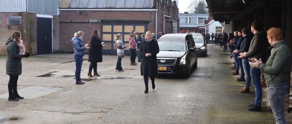 Laatste vriendengroet aan Herman Braakhuis